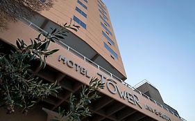 Hotel Tower Inn & Suites